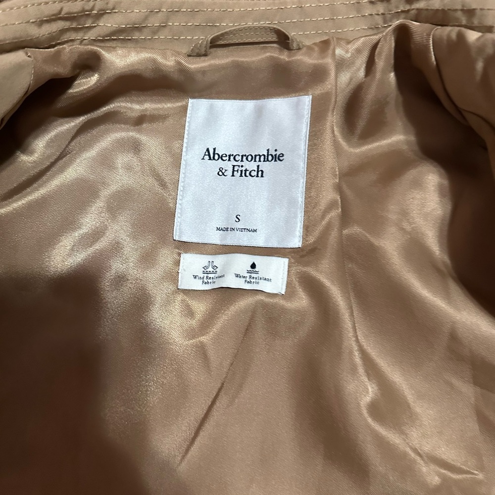 Abercrombie & Fitch Beige Women's Trench Coat - Picture 5 of 10